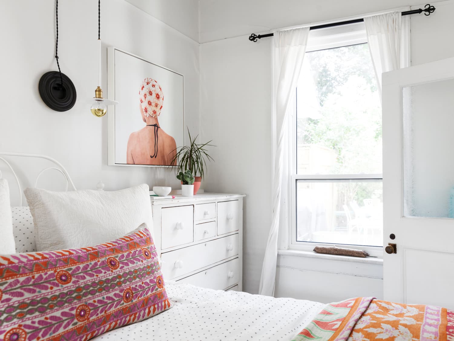 Small bedroom vanity discount